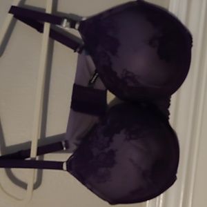 Torrid plung push-up bra. Dark purple. 46DDD. Lace detail